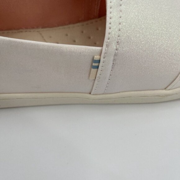 Toms Classic Youth Size 6 White Iridescent Woven Slip On Shoes NEW WITHOUT TAGS - Picture 5 of 8